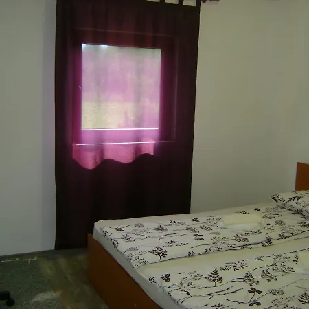 Vez Holiday home